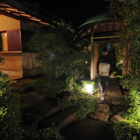 ホテル あたみ石亭 別邸 桜岡茶寮 熱海市 エクステリア 写真