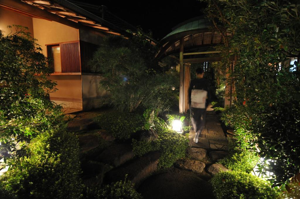ホテル あたみ石亭 別邸 桜岡茶寮 熱海市 エクステリア 写真