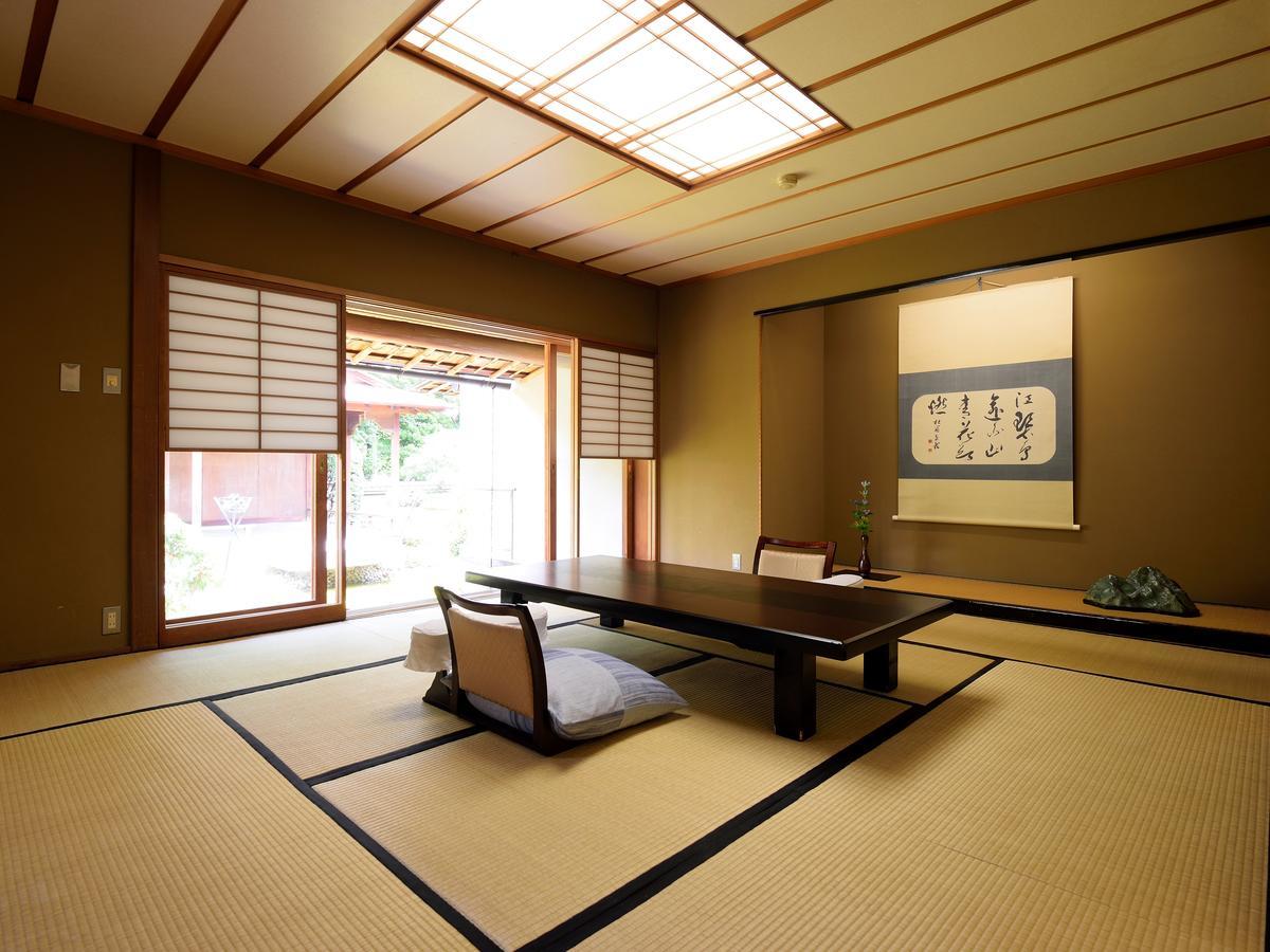 ホテル あたみ石亭 別邸 桜岡茶寮 熱海市 部屋 写真